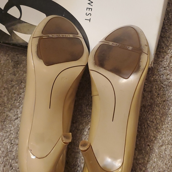 2 pairs of heels - Picture 12 of 17